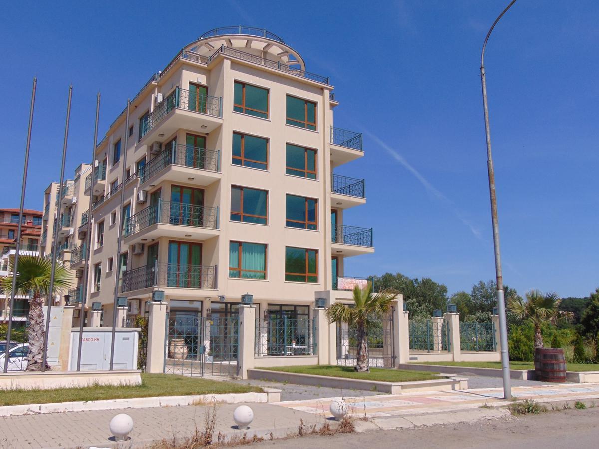 Liberty Residence Primorsko Bagian luar foto
